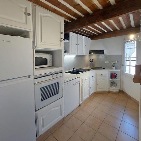 Eblouissant Appartement Au Calme D'Une Residence Avec Piscine Idealement Situe Au Pied Du Colorado Provencal Dans Le Prestigieux Luberon Rustrel Exteriér fotografie