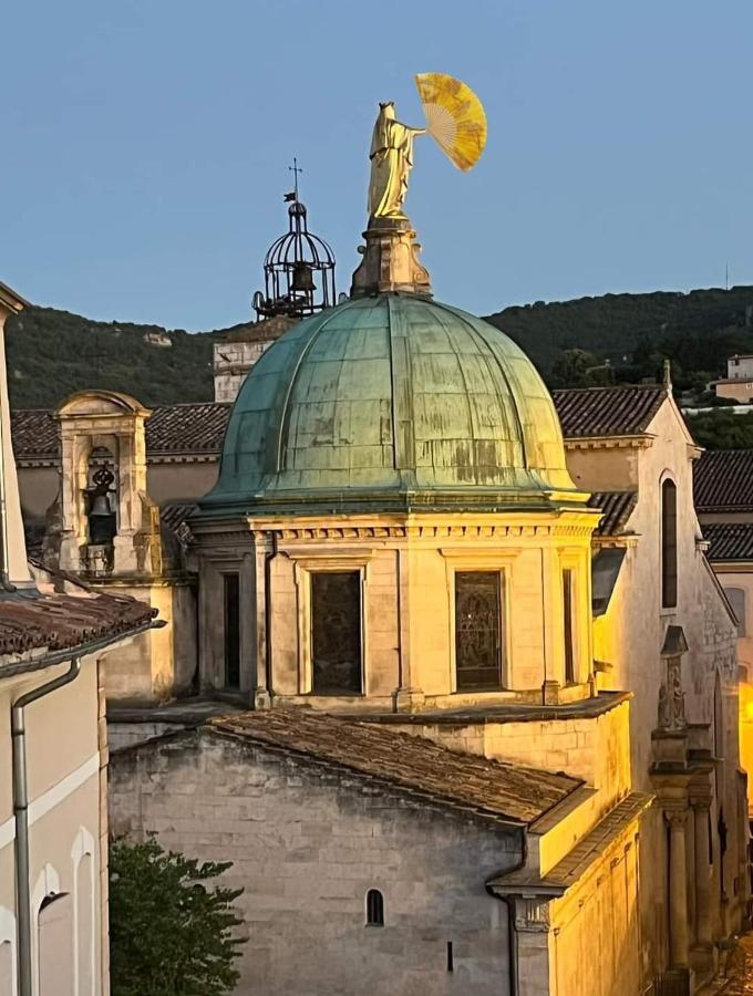 Eblouissant Appartement Au Calme D'Une Residence Avec Piscine Idealement Situe Au Pied Du Colorado Provencal Dans Le Prestigieux Luberon Rustrel Exteriér fotografie